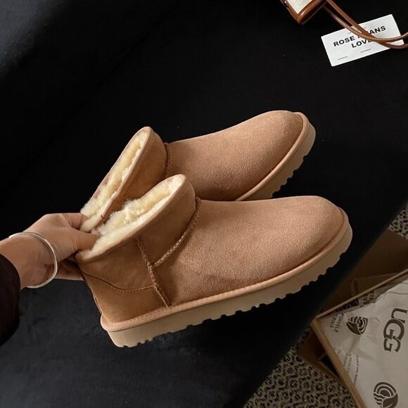 UGG Classic Ultra Mini Boots chestnut - Picture 2 of 7